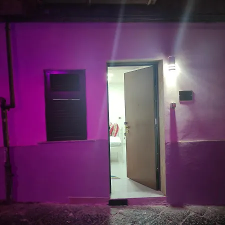 بيت للعطل Albert's House